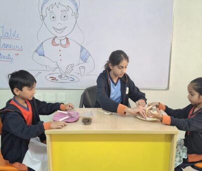 Student Volunteering- Table Manners session